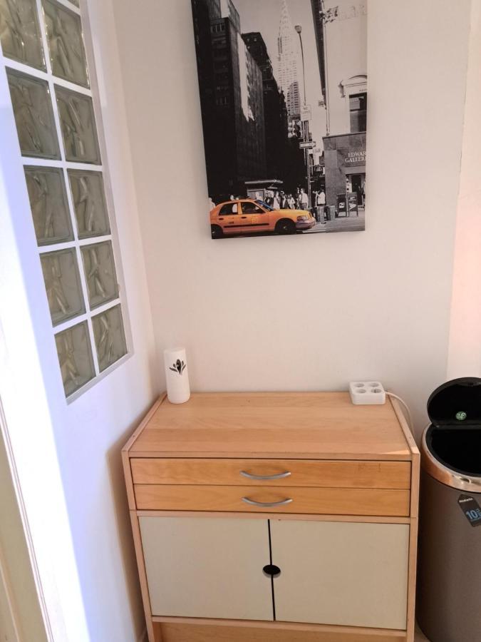 Sleepover City Center Brussel Bagian luar foto